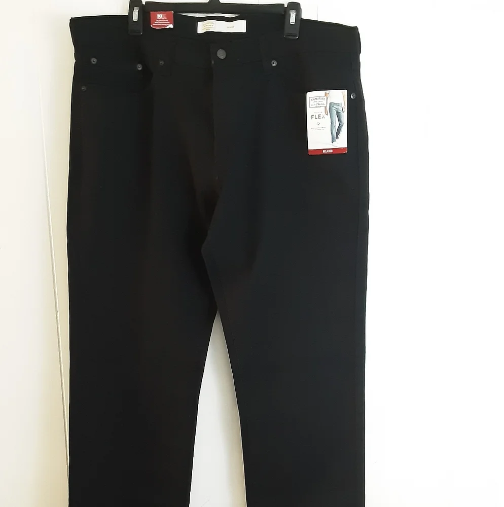 Levi's Signature Black Jeans - Picture 10 of 11